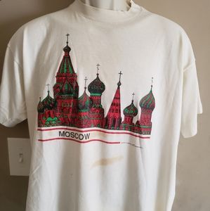 vtg 90s moscow tee shirt